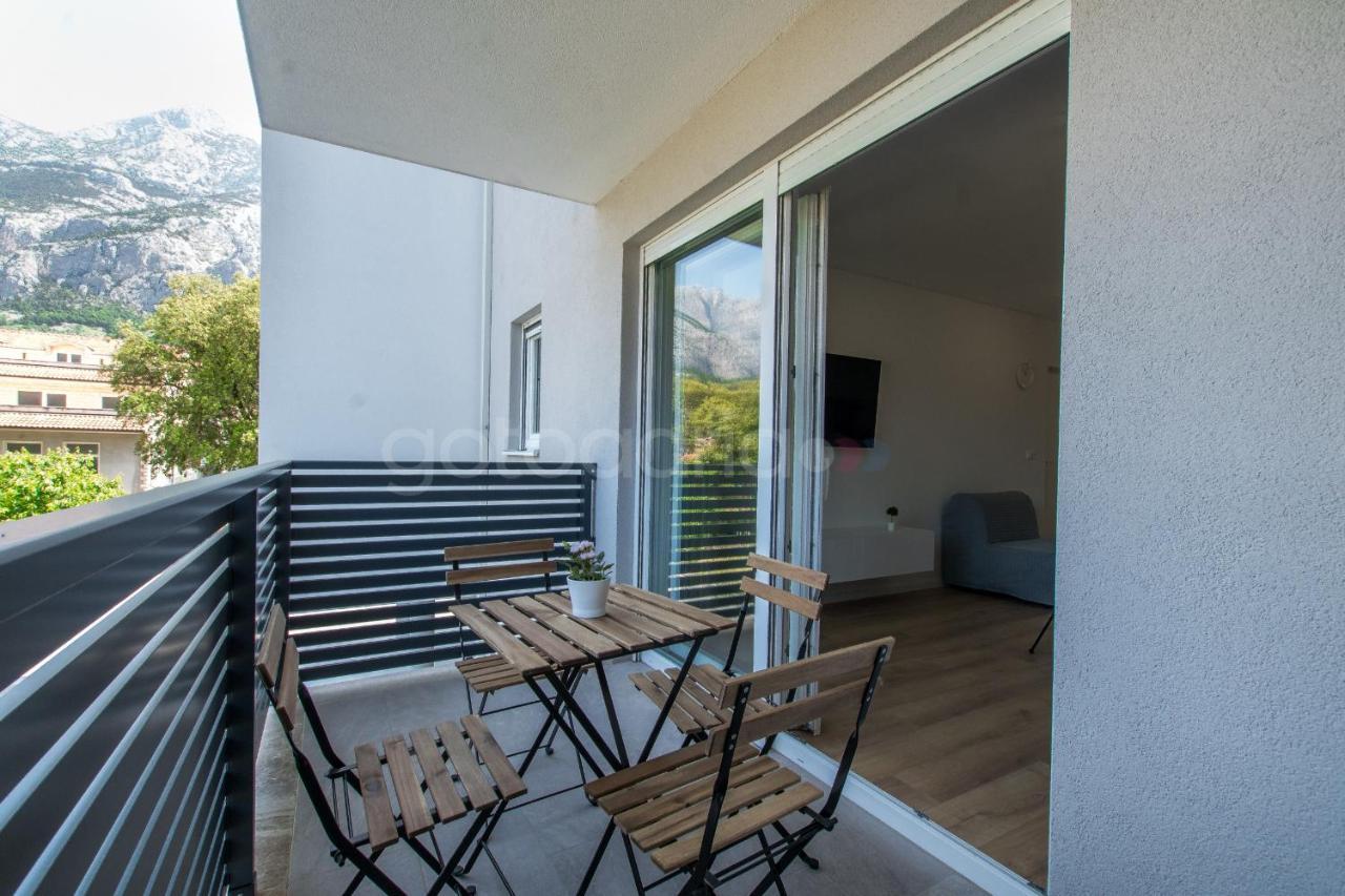 Sea View Apartments Pezze Макарска Экстерьер фото