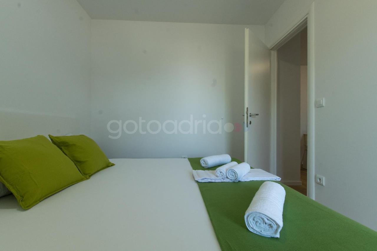 Sea View Apartments Pezze Макарска Экстерьер фото