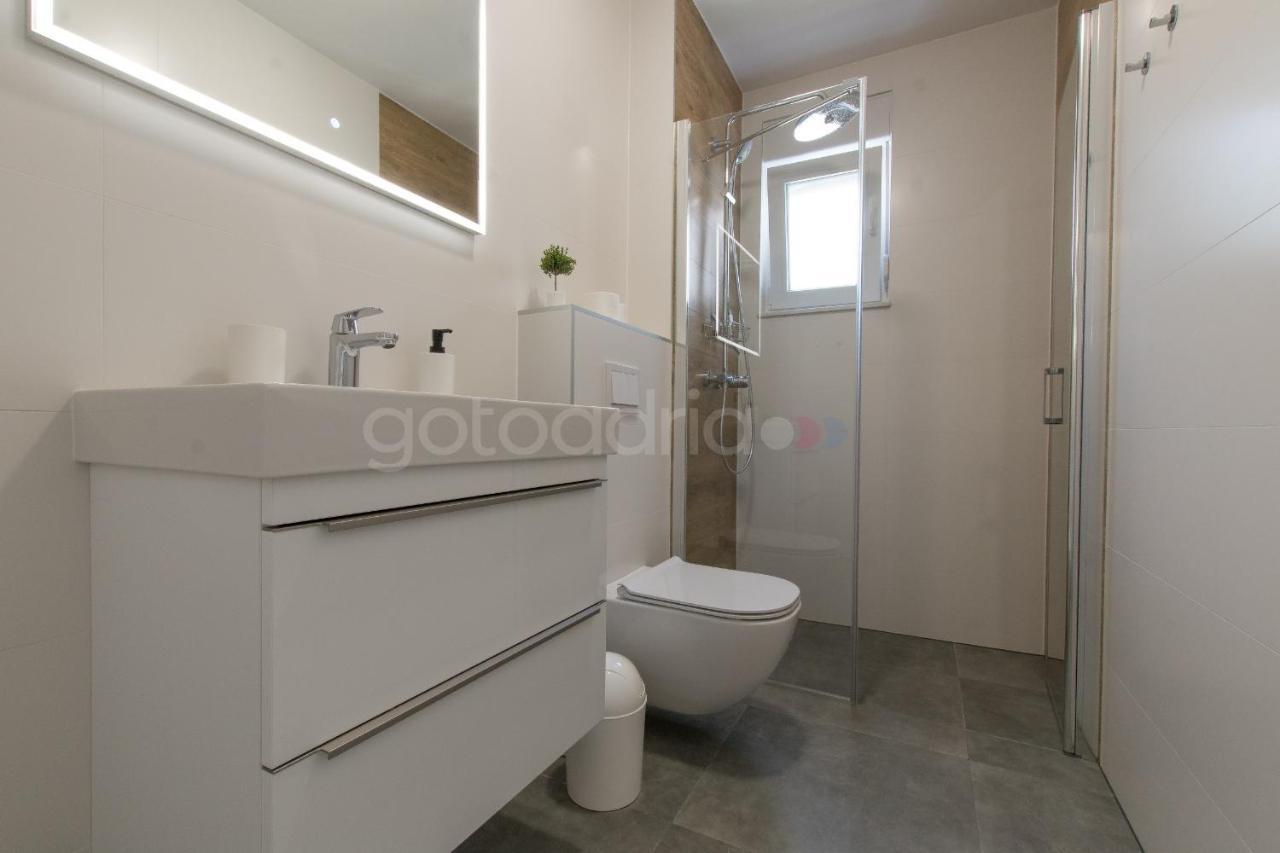Sea View Apartments Pezze Макарска Экстерьер фото